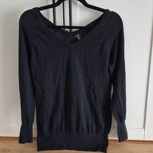 💙Jacob Black Double V-Neck Women's Sweater
